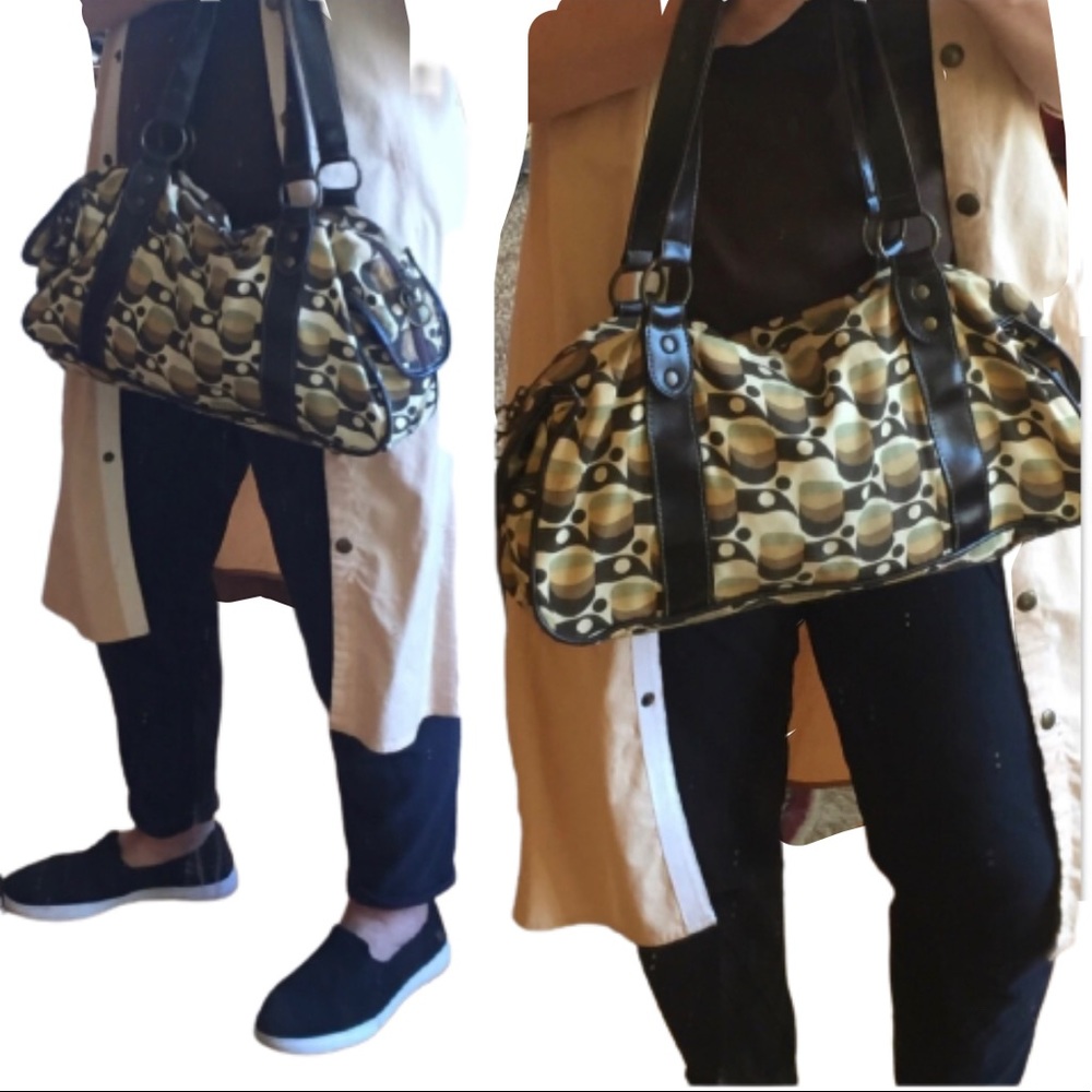 Cool printed shoulder bag from Spain